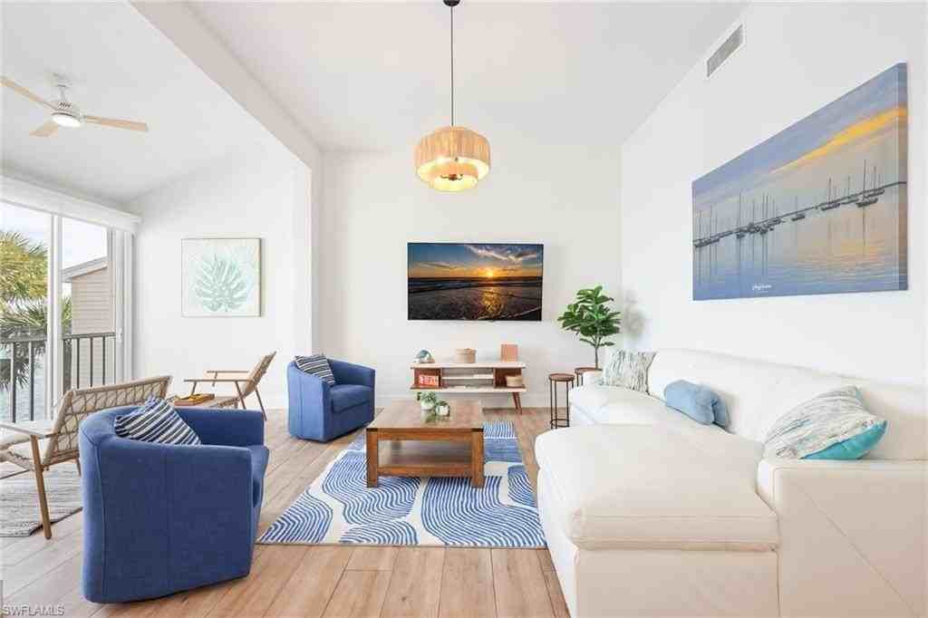 2711 Citrus Lake Dr Unit F305 #F305 - Photo 7 of 50