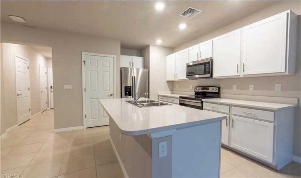 15481 Wildflower Cir - Photo 3 of 7