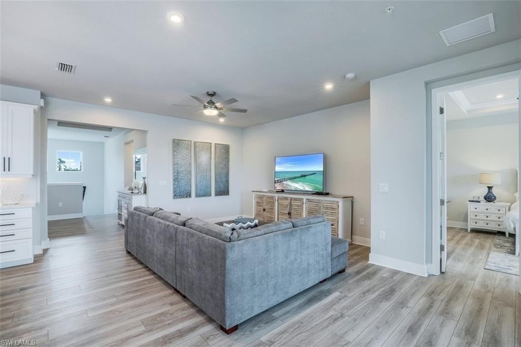 4705 Arboretum Cir Unit 203 #203 - Photo 5 of 30