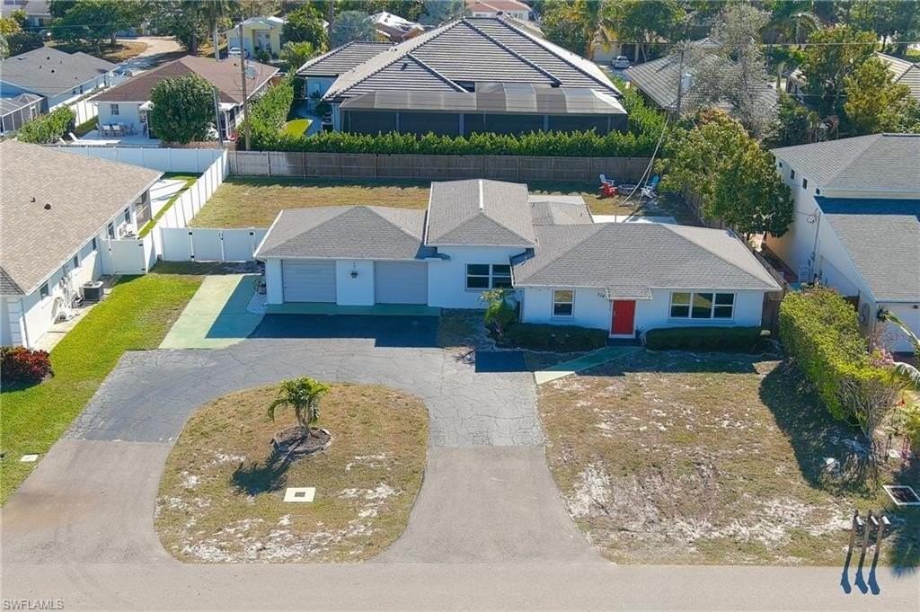 714 105th Ave N - Photo 2 of 33