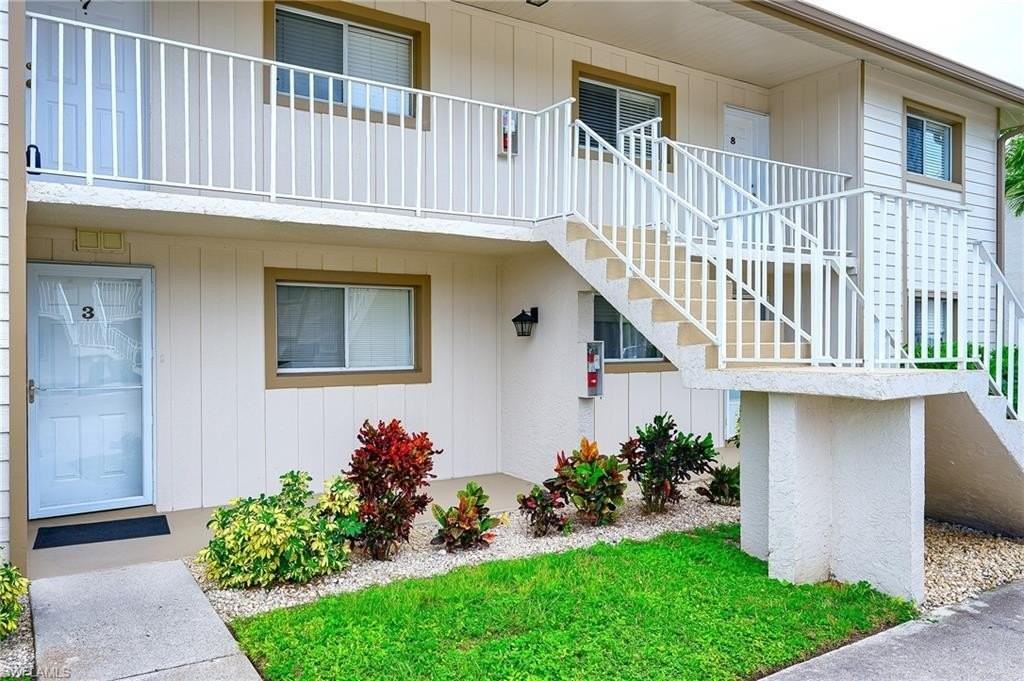 2370 Naples Trace Cir Unit 7 #7 - Photo 4 of 23