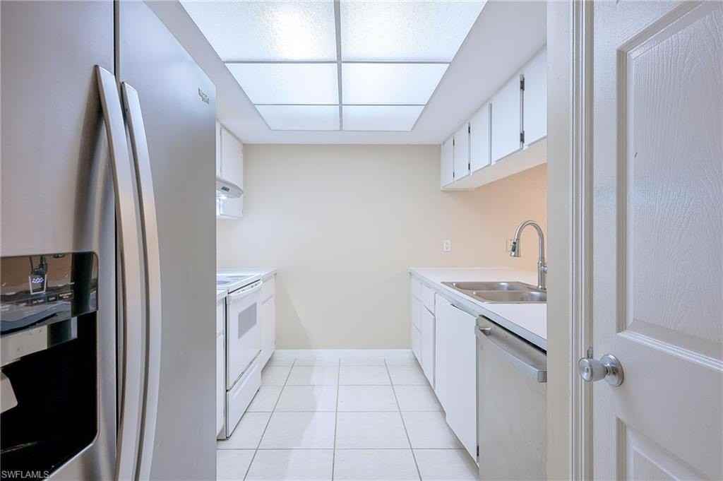 2370 Naples Trace Cir Unit 7 #7 - Photo 7 of 23