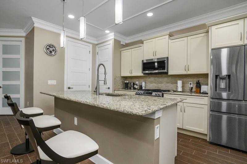 16309 Winfield Ln - Photo 5 of 36