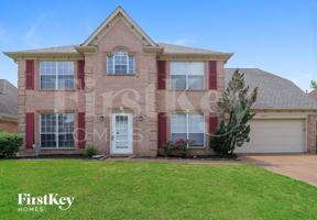 featured image of 4015 Fairway View Cir W