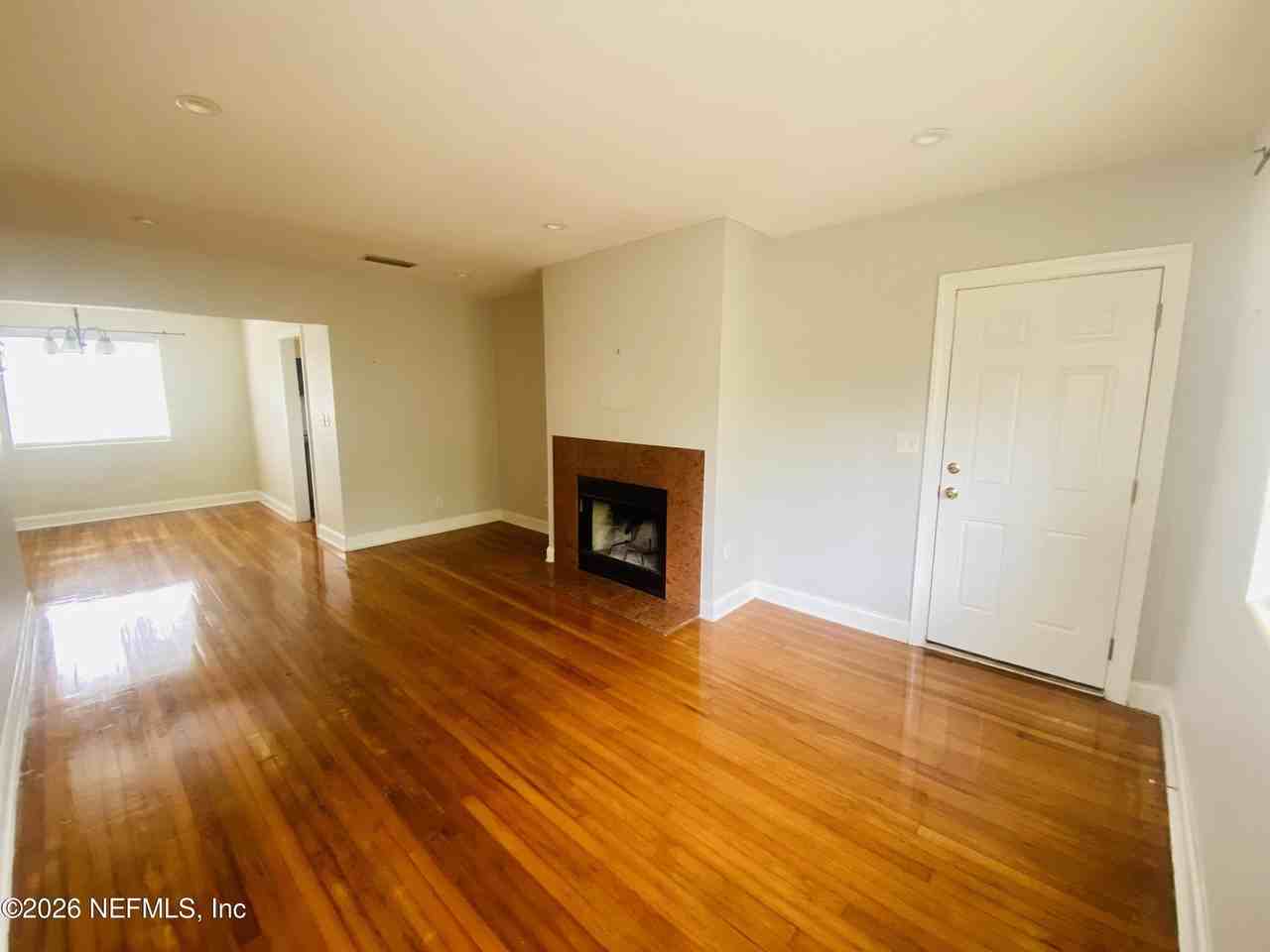 2159 Riverside Ave Apt 7 #7 - Photo 2 of 14