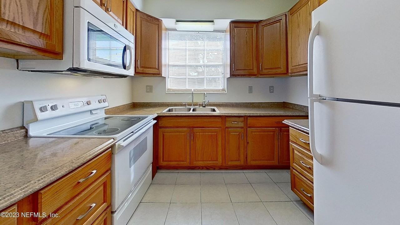 5201 Atlantic Blvd #118 - Photo 7 of 14