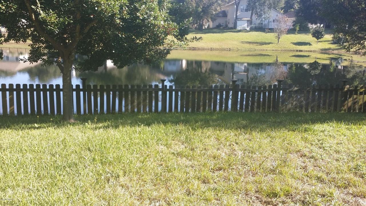 2551 Coachman Lakes Dr - Photo 2 of 19