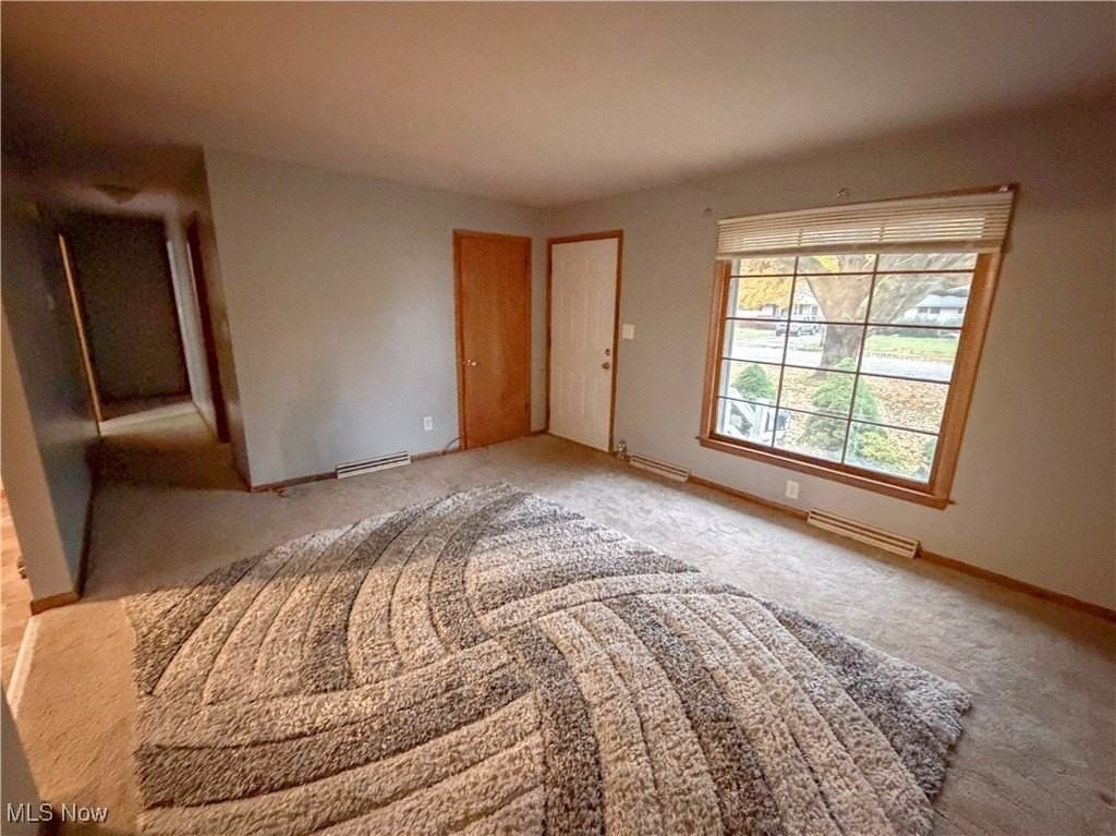 3380 Sunnybrooke Dr - Photo 3 of 19