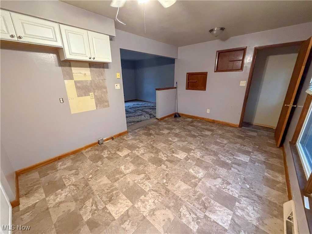 3380 Sunnybrooke Dr - Photo 6 of 19