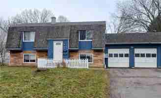 featured image of 4498 Washington Square Dr