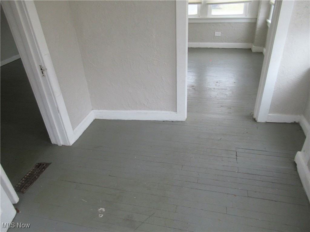 1343 Churchill Rd - Photo 6 of 25