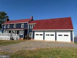 featured image of 9534 Spring Hill Ln