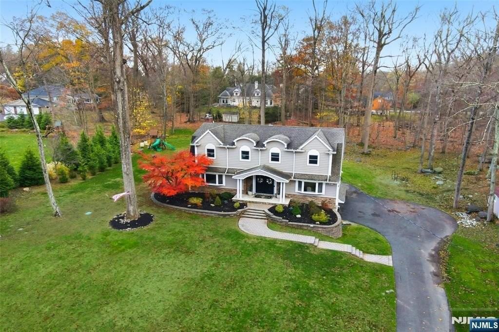 8 Split Rock Rd - Photo 5 of 40