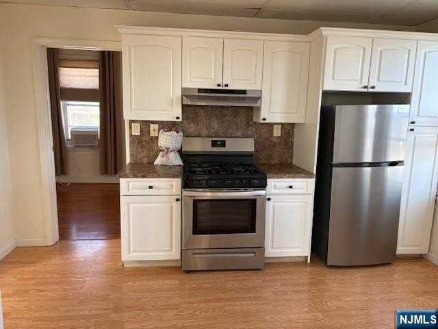 13 Dell Glen Ave - Photo 6 of 12