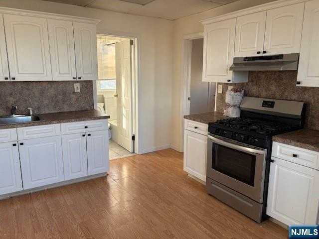 13 Dell Glen Ave - Photo 7 of 12