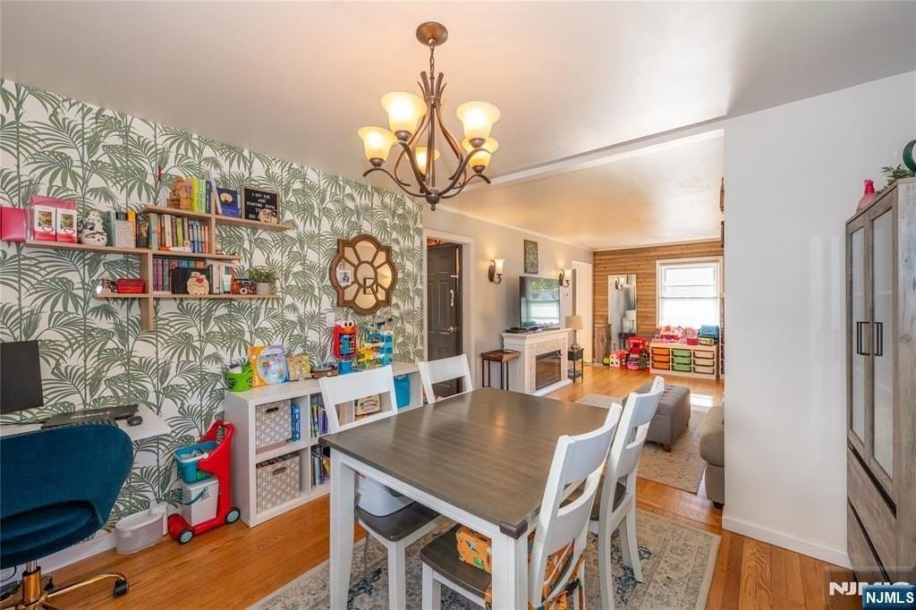 16-15 Well Dr - Photo 4 of 27