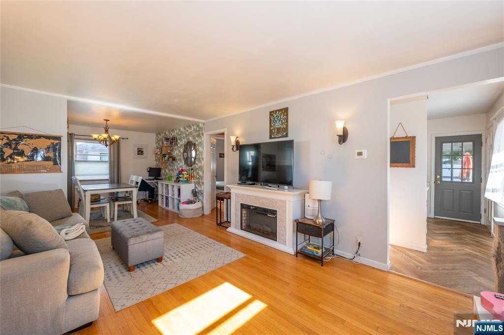 16-15 Well Dr - Photo 7 of 27