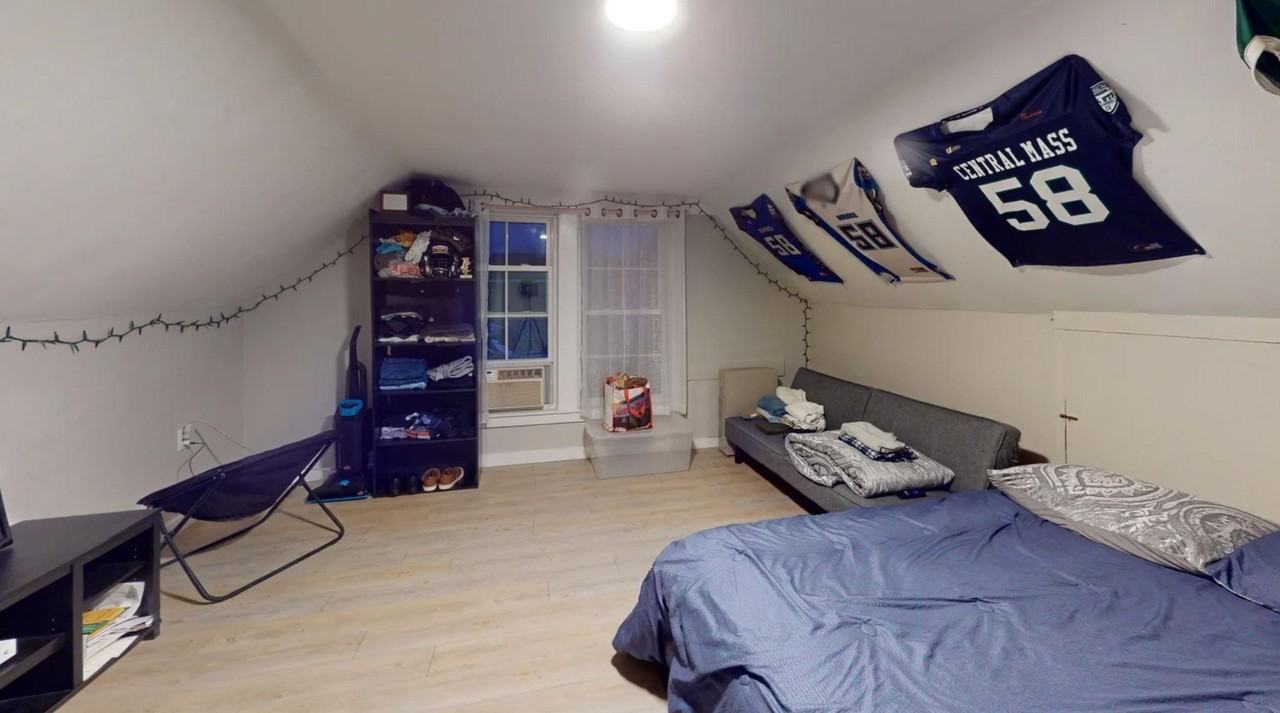 103 High St #5 - Photo 4 of 5