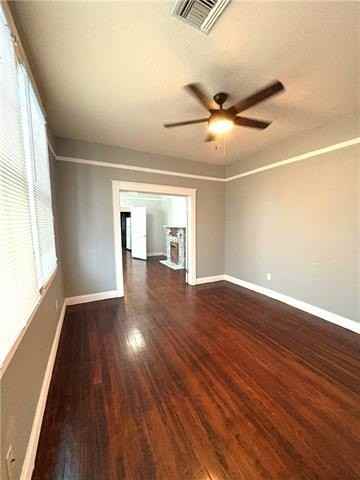 1204 S Genois St - Photo 3 of 13