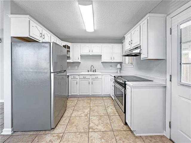 8928 Inez Dr - Photo 7 of 15