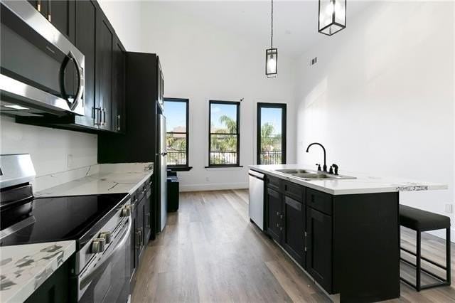 2332 Royal St - Photo 3 of 10