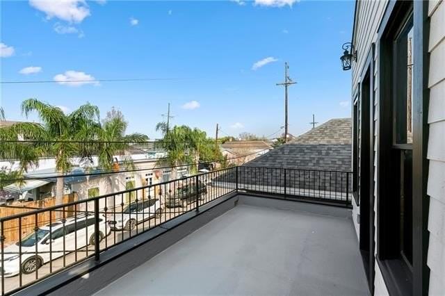 2332 Royal St - Photo 4 of 10