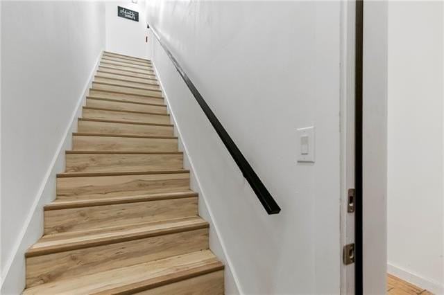 632 Mandeville St #2B - Photo 3 of 25