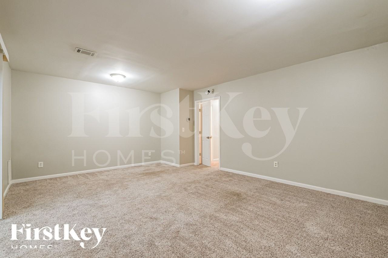 5266 Ridge Forest Dr #A - Photo 5 of 19