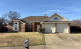 122 Princeton Cir - Photo 1 of 1