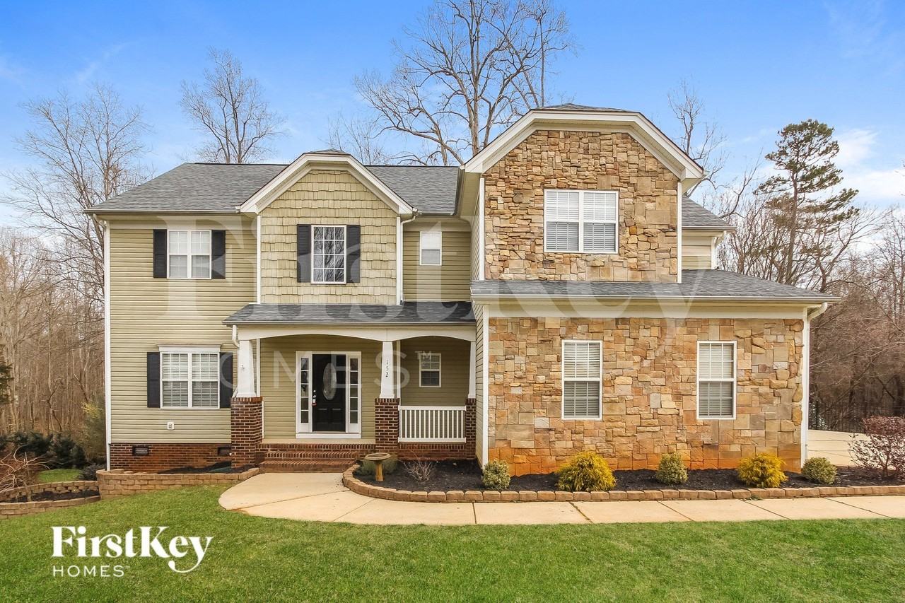 152 Longboat Rd - Photo 2 of 15