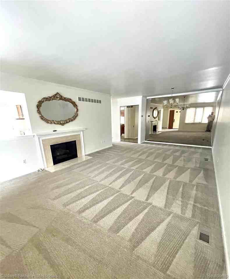 12408 Pinecrest Dr - Photo 6 of 38