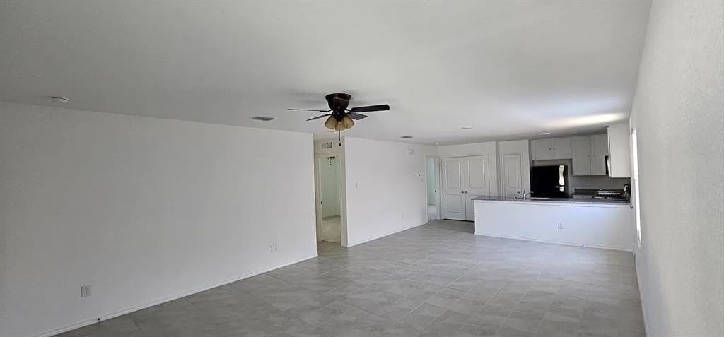 9005 Thrasher Trl - Photo 3 of 15