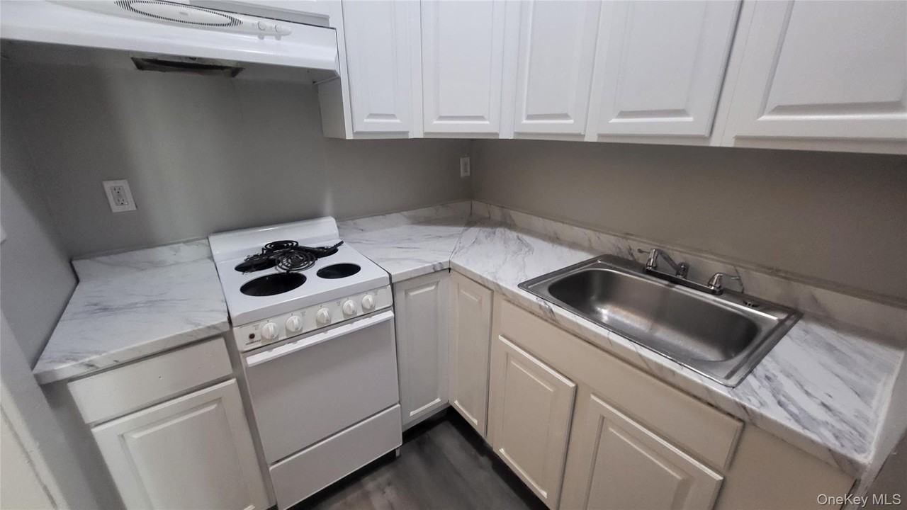 61 S Hamilton St Apt 2 - Photo 5 of 19