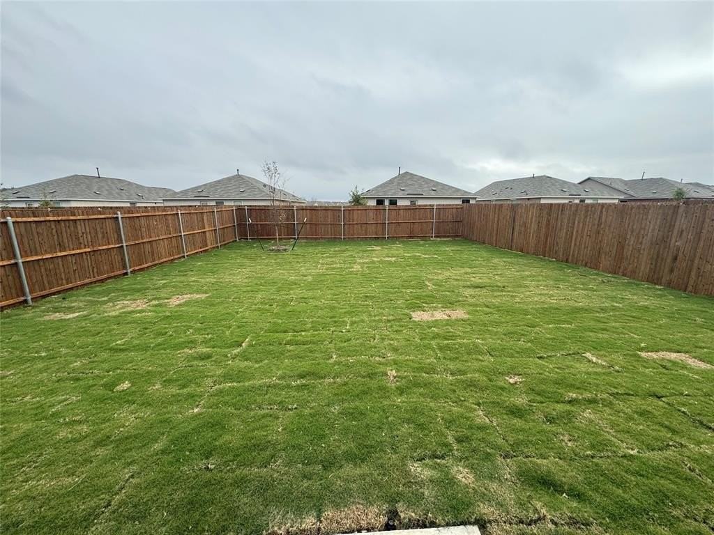 913 Birkdale Dr - Photo 2 of 8