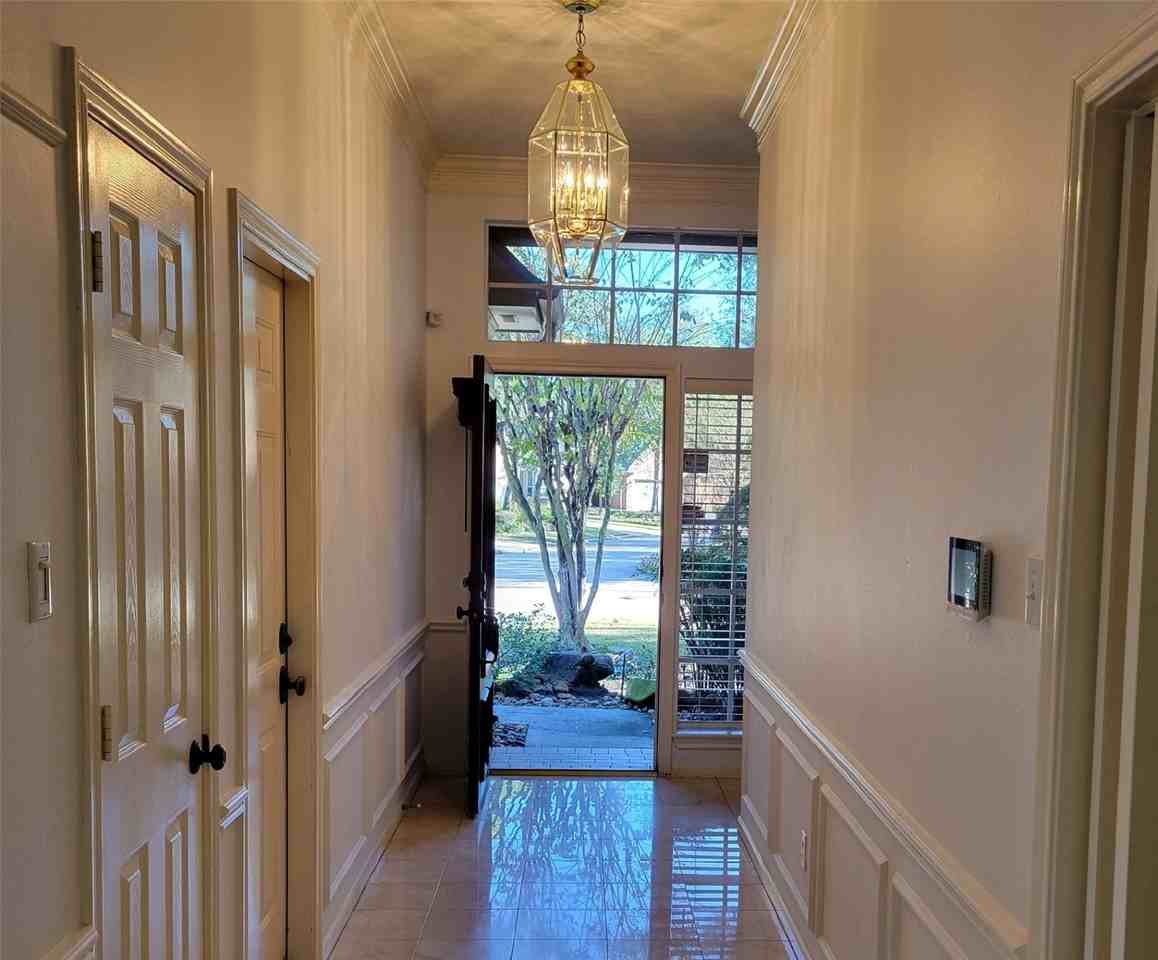 1848 Nursery Rd - Photo 7 of 33