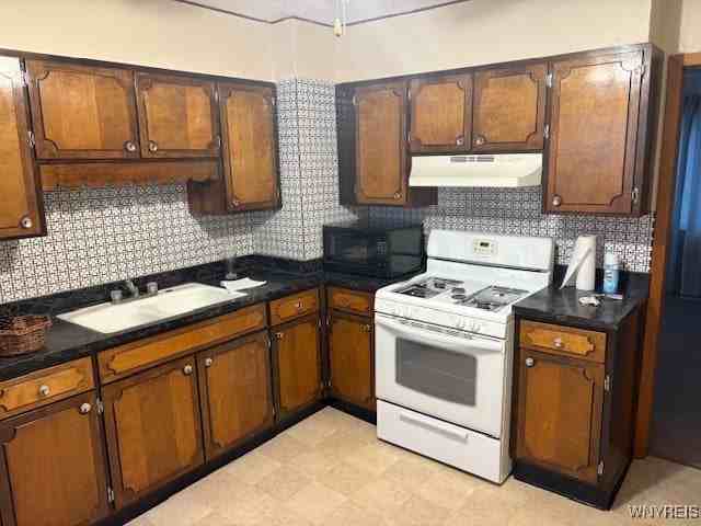 247 Commonwealth Ave - Photo 6 of 14