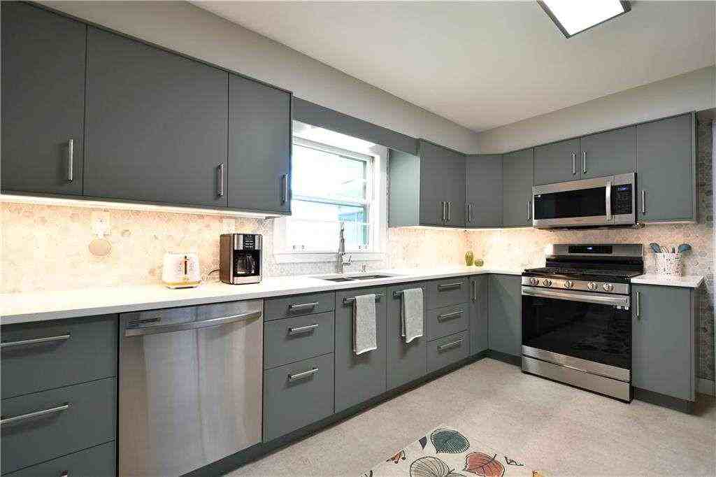 2877 Cartwright Dr - Photo 3 of 19