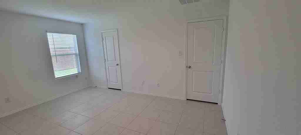 3476 Mildren Bnd - Photo 4 of 21