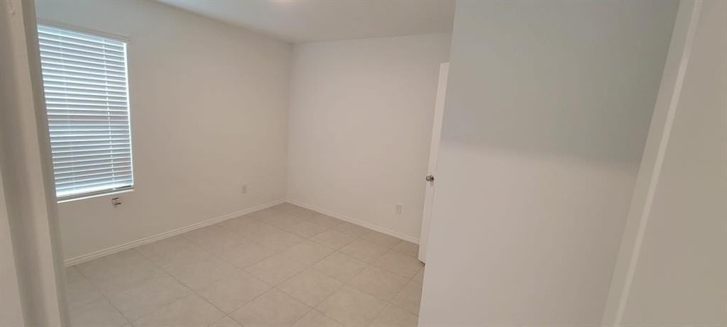 3476 Mildren Bnd - Photo 7 of 21