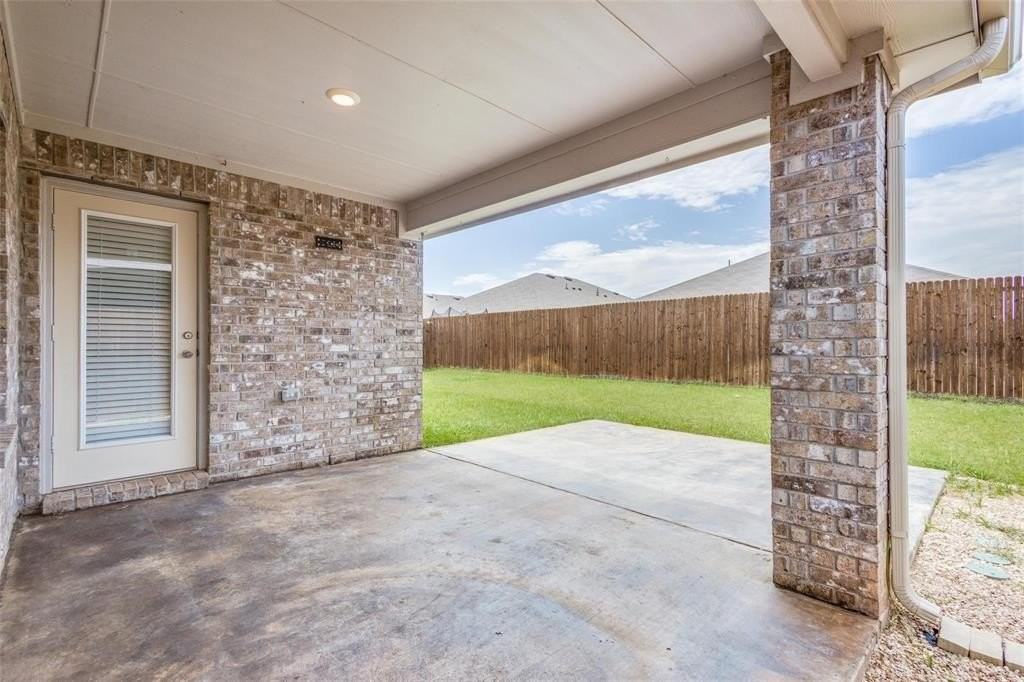 111 Barbara Ln - Photo 4 of 23