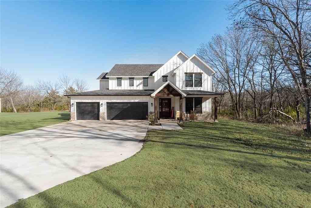 421 Ridgeview Rd - Photo 3 of 35