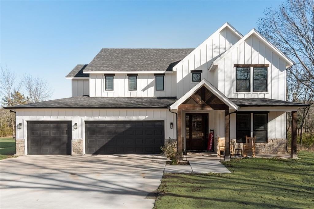 421 Ridgeview Rd - Photo 4 of 35