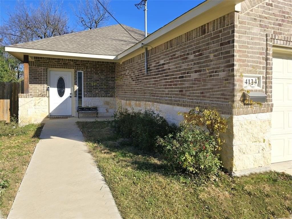 4134 Ball St - Photo 2 of 33