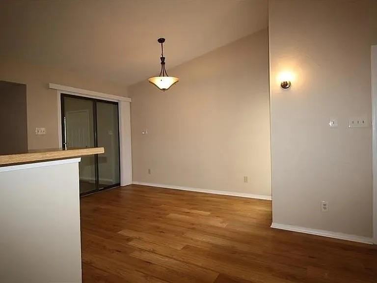 4529 Carr St - Photo 4 of 17