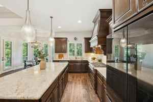 featured image of 204 Chisholm Trl