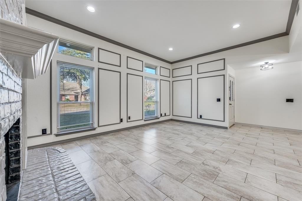 1110 Capitol Ct - Photo 7 of 23