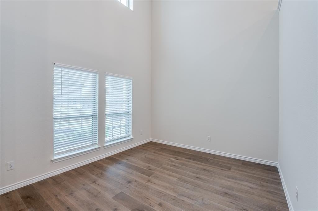 7201 Headingham Way - Photo 3 of 26