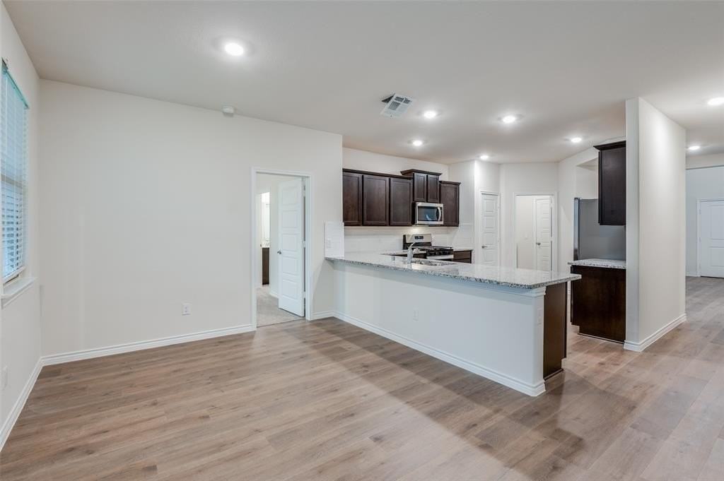 7201 Headingham Way - Photo 5 of 26