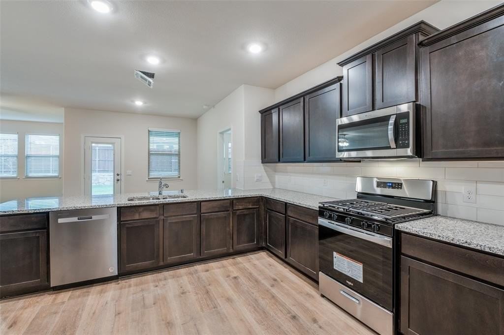 7201 Headingham Way - Photo 6 of 26