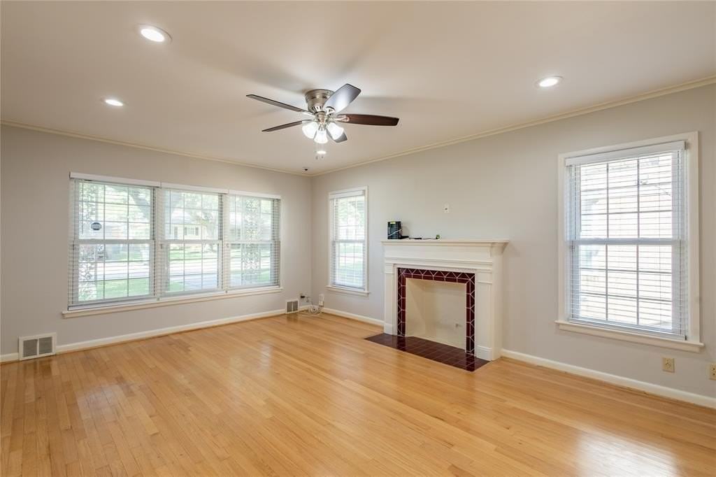 6165 Ravendale Ln - Photo 7 of 40